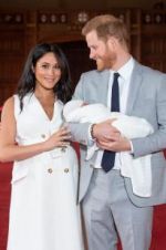 Watch Meghan & Harry: A Royal Baby Story Vodly