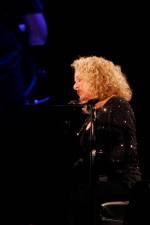 Watch Carole King - Concert Vodly